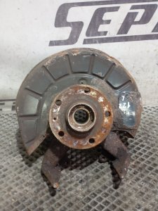 Кулак поворотный Skoda YETI 2011 5L