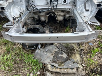 Рамка телевизора Volvo XC90 2006