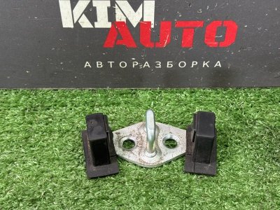 Ответная часть замка багажника Kia Soul 2014 SW