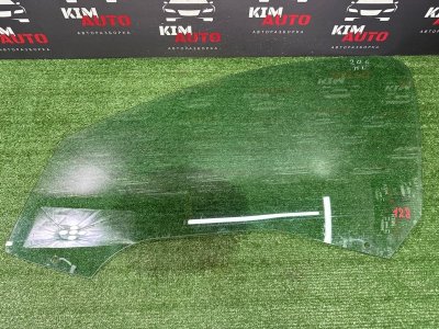 Стекло двери Peugeot 206