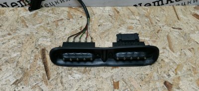 Контакты сдвижной двери Mercedes VIANO 2011 639 рест