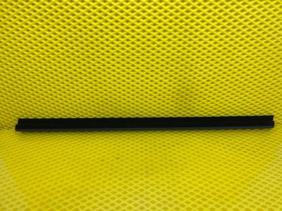 Уплотнитель стекла двери Omoda C5 2023