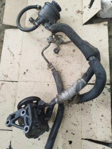 Насос гидроусилителя руля Toyota Carina 1989 st170