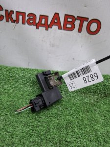 Клемма аккумулятора Toyota AVENSIS 2012 ZRT272