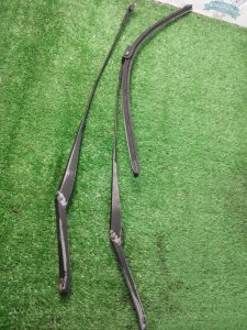 Щёткодержатель поводок Ford FOCUS 2