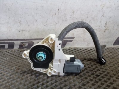 Моторчик стеклоподъемника Skoda YETI 2015