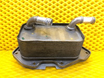 Теплообменник (радиатор масляный) Audi Q7 2014 4LB