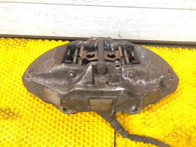 Суппорт тормозной передний левый Mercedes-Benz S-Class 2014 W222