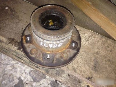 Ступица Toyota Land Cruiser 100