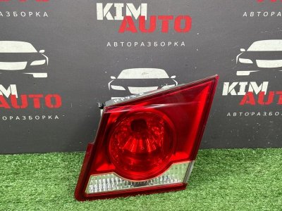 Фонарь в крышку багажника Chevrolet Cruze