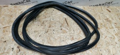 Уплотнитель стекла двери Mercedes VIANO 2011 639 рест