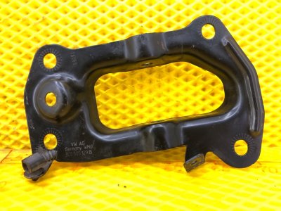 Кронштейн крепления Volkswagen Tiguan 2013 5N1