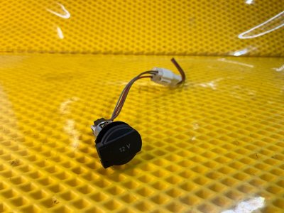 Розетка Volkswagen Touareg 2008 7L6