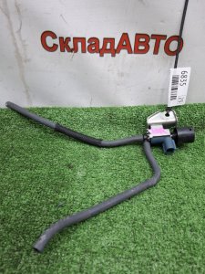 Клапан вакуумный Toyota AVENSIS 2012 ZRT272