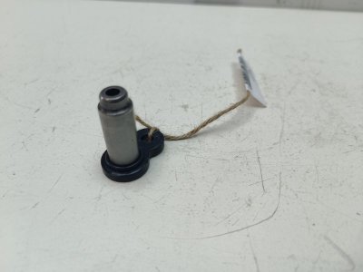 Ось вилки кпп Volkswagen Golf, Jetta 5