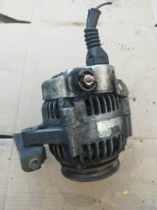 Генератор Toyota CORONA 1995 седан