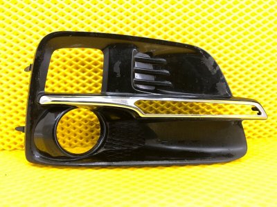 Накладка противотуманной фары Subaru Levorg