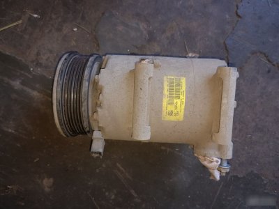 Компрессор кондиционера Ford Focus 3