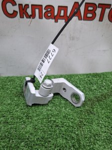 Петля двери VOLKSWAGEN Touran 2011 1T3