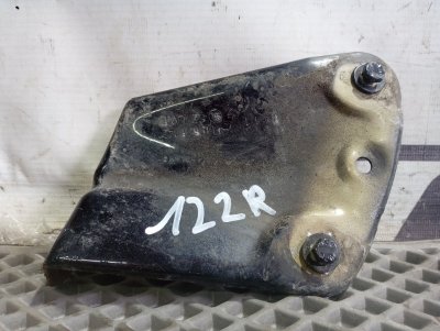 Кронштейн крыла Skoda YETI 2011 5L