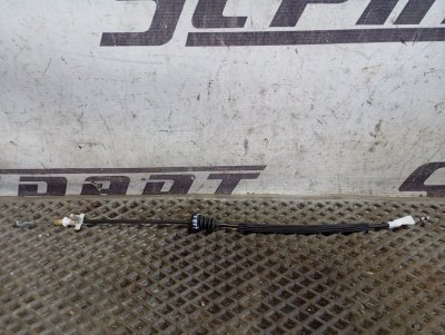 Тросик открывания двери Skoda YETI 2015