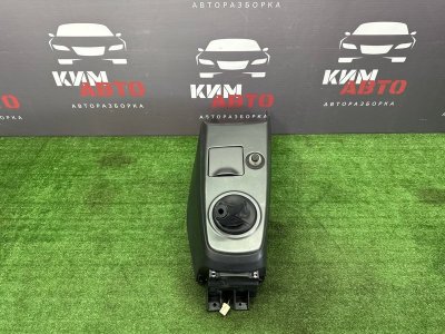 Центральная консоль(тоннель) МКПП Mitsubishi Lancer 9