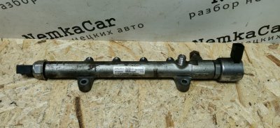 Топливная рампа с регулятором Mercedes VIANO 2011 639 рест