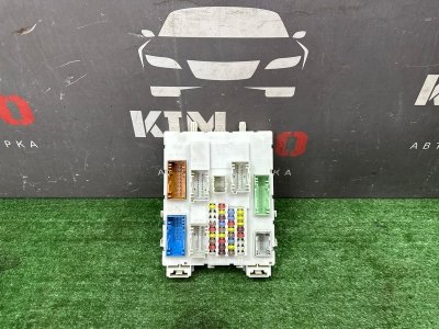 Блок предохранителей салонный Ford Kuga 2013 SUV