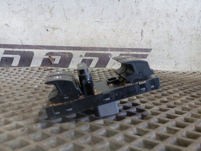 Блок кнопок Skoda YETI 2015