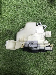 Замок двери AUDI A4 2013 B8