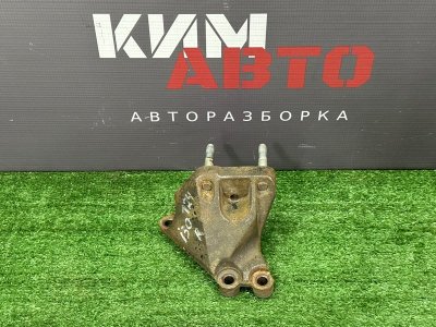 Кронштейн опоры двигателя Hyundai i30 2013