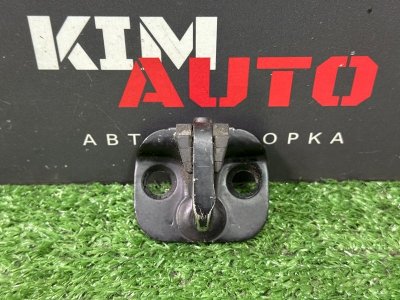 Ответная часть замка багажника Ford Kuga 2013 SUV