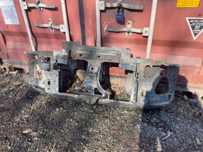 Панель передняя GMC Jimmy II 1995