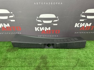 Накладка задней панели Mitsubishi Outlander 3