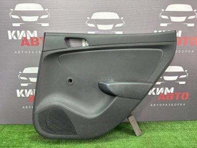 Обшивка двери Hyundai Solaris 1 2013 RB