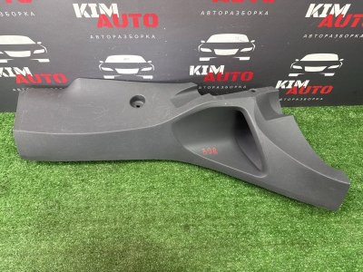 Накладка стойки кузова Ford Focus 2