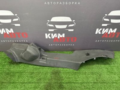 Опора полки багажника Ford Focus 2