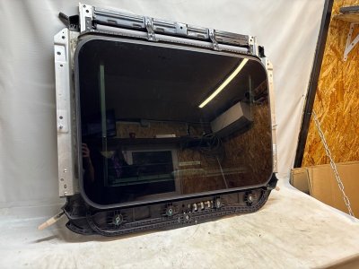 Люк Omoda C5 2024