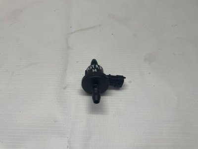 Клапан продувки адсорбера Opel Astra 2004-2011 H