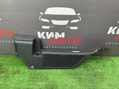Опора полки багажника Skoda Fabia 1