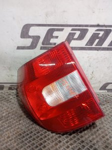 Фонарь Skoda YETI 2011 5L