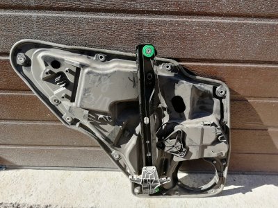 Стеклоподъемник Volkswagen Tiguan 2010 5N1