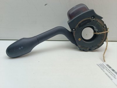 Переключатель поворотов Volkswagen Passat 1995 B4