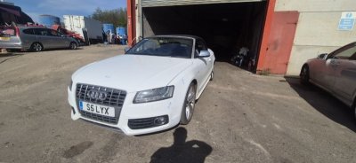 Audi S5 8T Cabriolet Audi S5 2010 8T