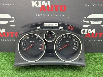 Панель приборов (щиток) Opel Astra GTC H
