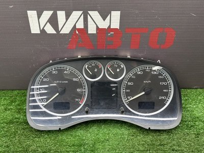 Панель приборов (щиток) Peugeot 307