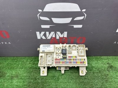 Блок предохранителей салонный Ford Focus 2