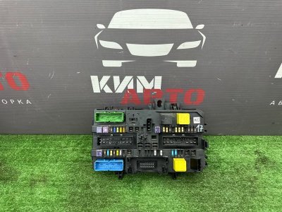 Блок предохранителей под капот Fiat Doblo