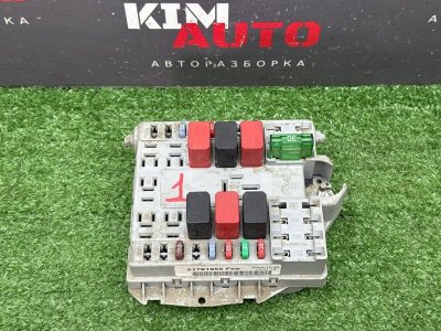 Блок предохранителей под капот Fiat Doblo