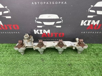 Топливная рейка с форсунками Ford Mondeo 2